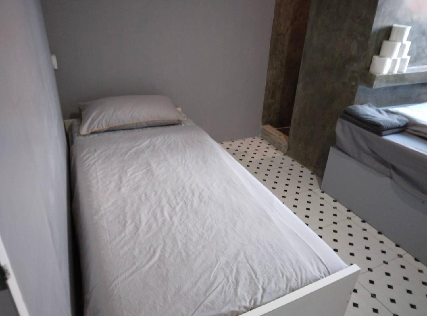 Entropy Hotell *